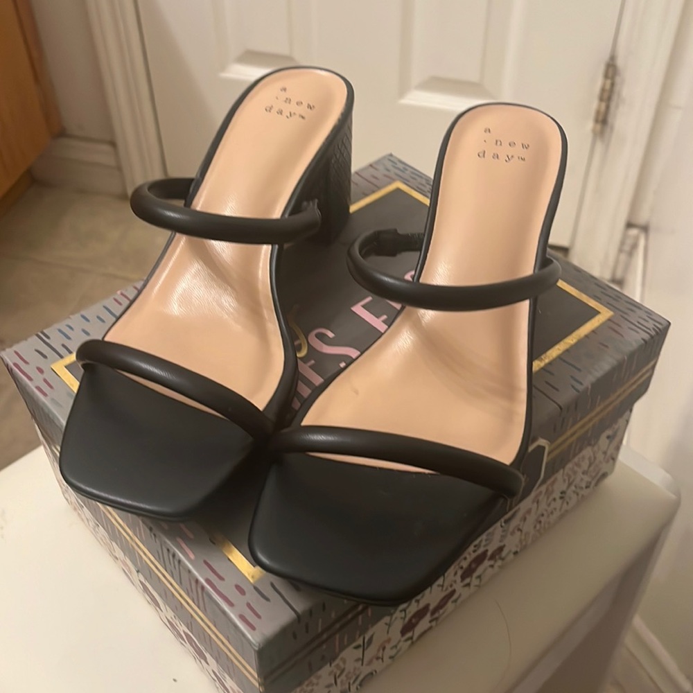 Women's Cris Pumps - A New Day